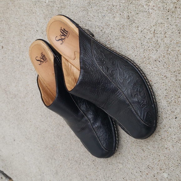 Sofft Shoes - Sofft Floral Embossed Black Leather Slip On Mules Clogs Size 7.5 Comfort Neutral
